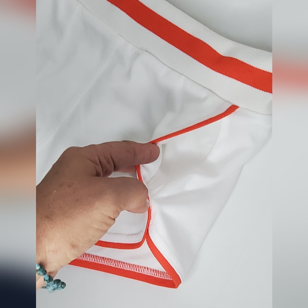 Free People - Size S/P- FP Movement - In White And Orange Trim Workout Short - Picture 3 of 9
